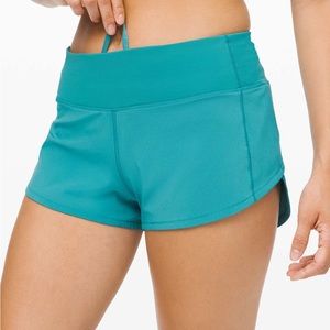 Lululemon Speed up Shorts 2.5” Ice Cave